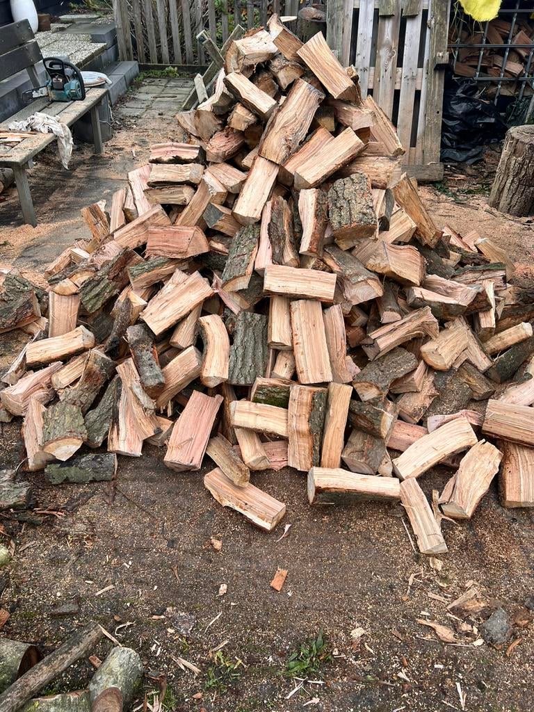 Amerikaanse eik te koop, Tuin en Terras, Haardhout, Minder dan 3 m³, Ophalen of Verzenden