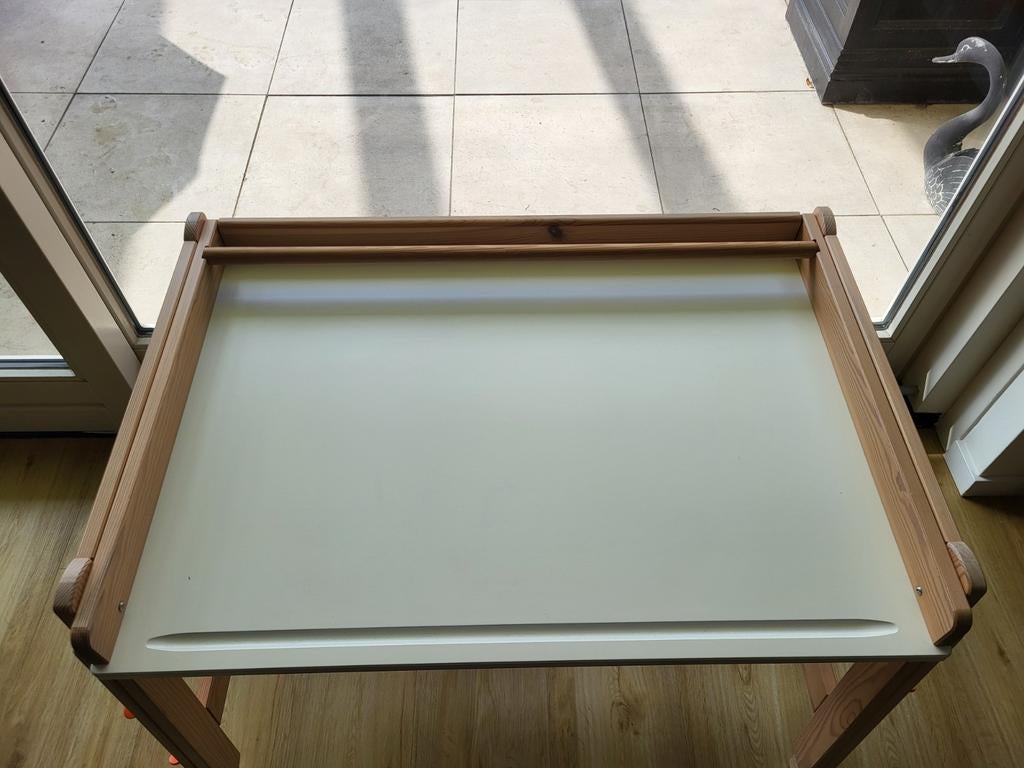 Ikea Flisat in hoogte verstelbaar kinder bureau, Ophalen of Verzenden, Zo goed als nieuw, Tafel(s) en Stoel(en)