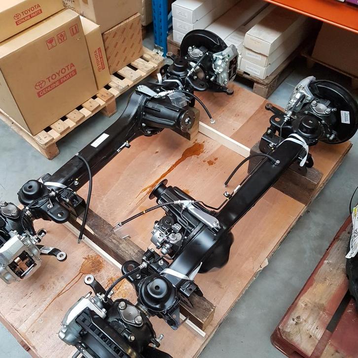 Toyota Landcruiser Achteras Differentieel Versnellingsbak As, Auto-onderdelen, Ophanging en Onderstel, Toyota, Lexus, Nieuw, Ophalen