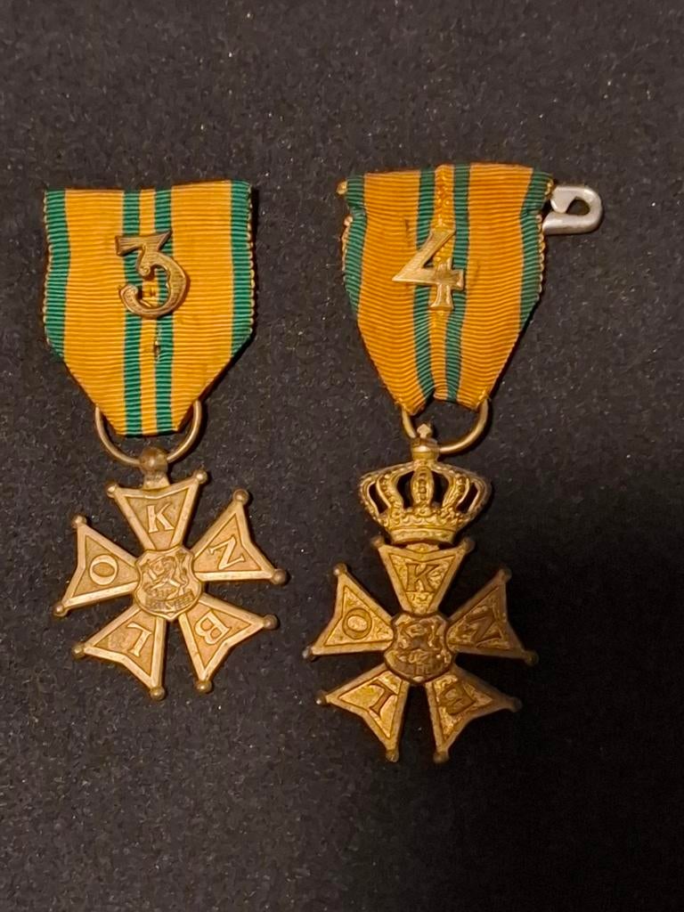 Oude vierdaagse Nijmegen medaille, Ophalen of Verzenden, Landmacht, Nederland, Lintje, Medaille of Wings