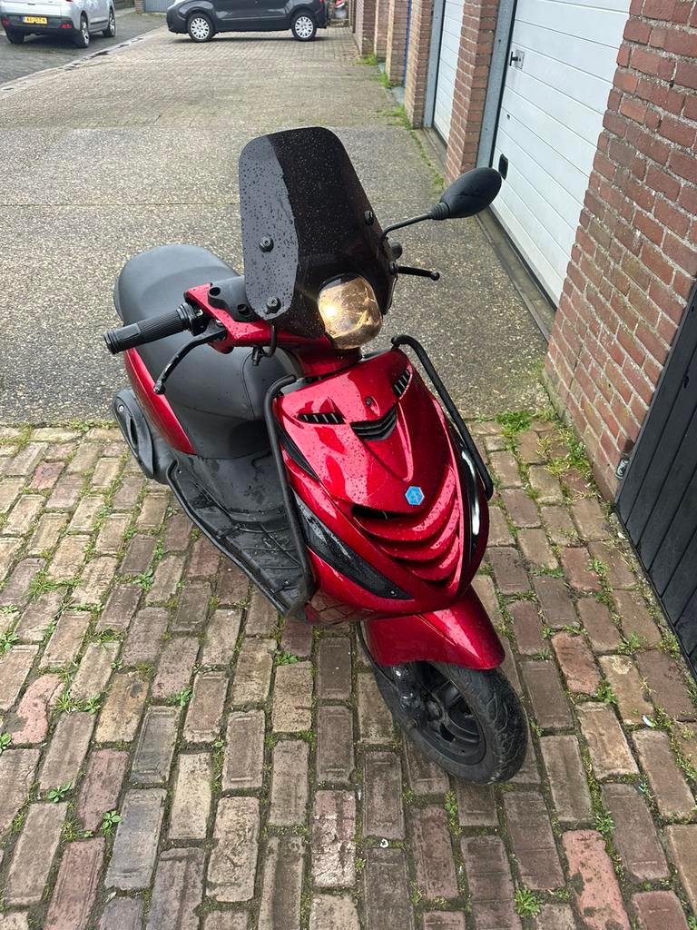 Zip 4t 2005 tekoop in onderdelen, Gebruikt, Maximaal 45 km/u, Zip, Ophalen of Verzenden