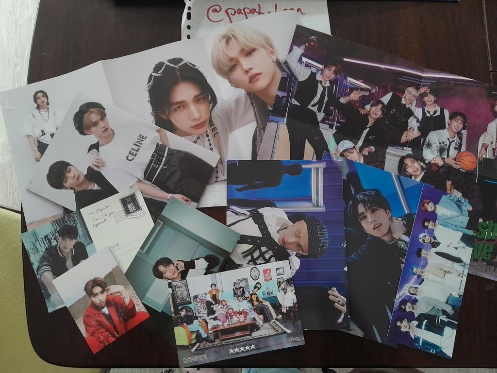 K-pop set straykids, Ophalen of Verzenden, Gebruikt, Foto of Kaart