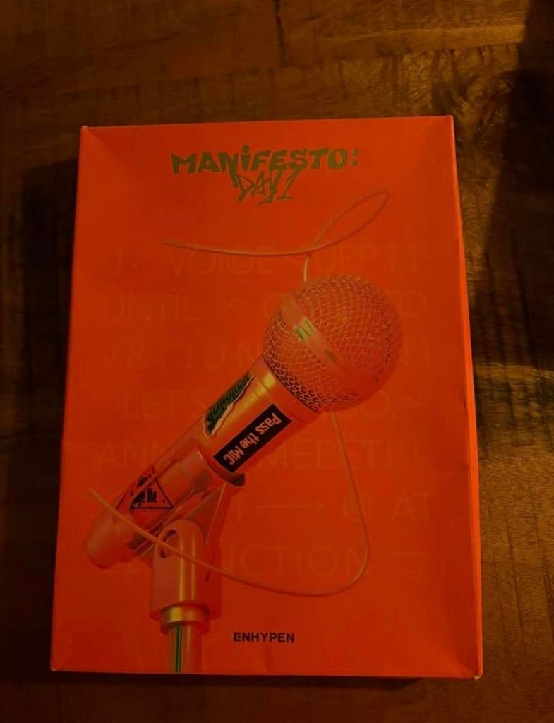 Kpop Enhypen album - manifesto day 1, Ophalen of Verzenden, Gebruikt, Aziatisch, Boxset