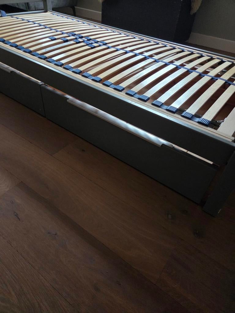 Gratis bed 90 x 200 incl lattenbodem, Huis en Inrichting, Slaapkamer | Bedden, Gebruikt, 90 cm, Eenpersoons, Wit