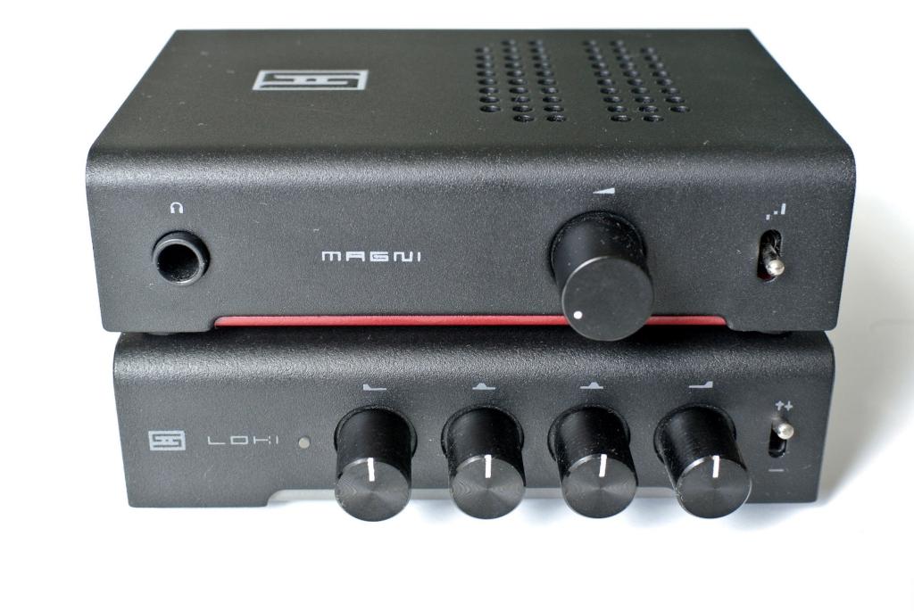 Schiit Magni Heritic (red) & Loki Mini + EQ, Overige merken, Ophalen of Verzenden, Zo goed als nieuw, Minder dan 60 watt