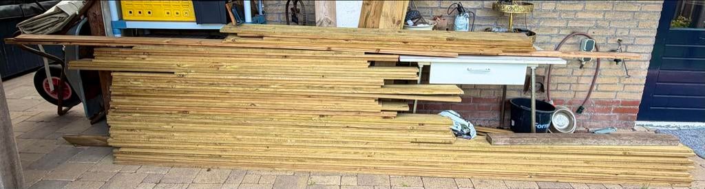 Diverse partij geïmpregneerde houten planken, Gebruikt, 25 tot 50 mm, 250 tot 300 cm, Plank