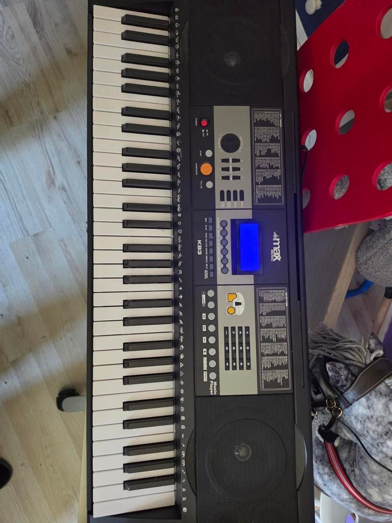 Keyboard max music, Muziek en Instrumenten, Ophalen, Zo goed als nieuw, 61 toetsen, Overige merken