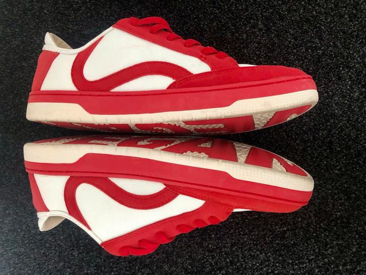 Superdry Sneakers Rood/Wit - Maat 45 - Nieuwstaat, Kleding | Heren, Schoenen, Zo goed als nieuw, Sneakers of Gympen, Wit, Ophalen