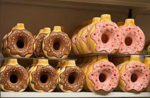 Leuke Donut Vaas - Perfect voor een Speelse Touch, Huis en Inrichting, Ophalen of Verzenden