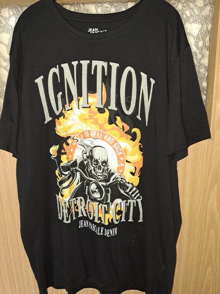 Prachtig zwart heren T-shirt met print XL NIEUW NIEUW, Kleding | Heren, T-shirts, Nieuw, Maat 56/58 (XL), Zwart, Ophalen of Verzenden