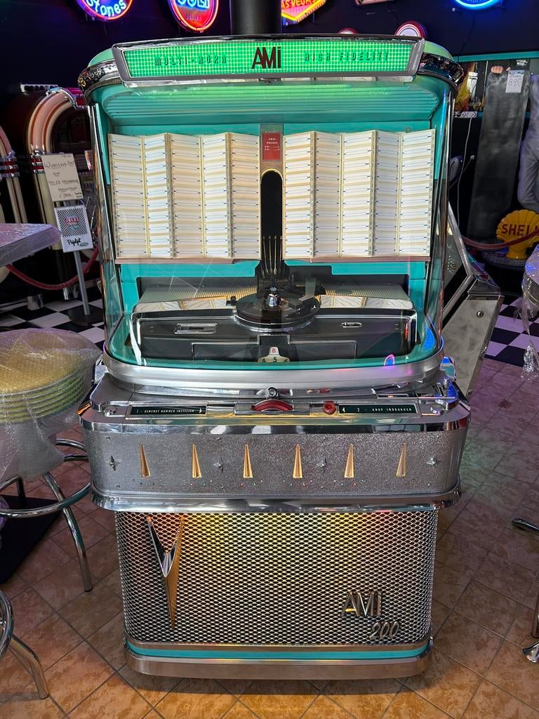 Wurlitzer,Ami,Seeburg,Rock Ola jukebox te koop !!