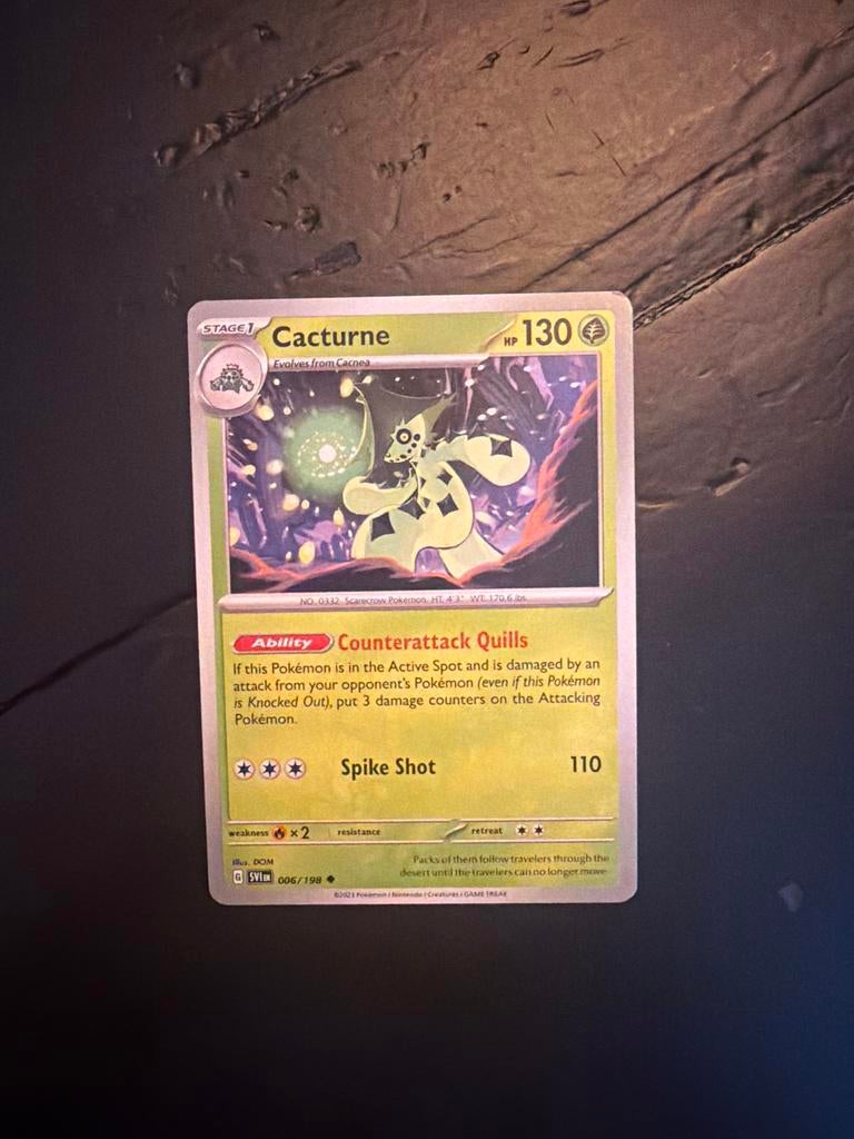 Cacturne Pokémonkaart - SVI 006/198, Ophalen of Verzenden, Zo goed als nieuw