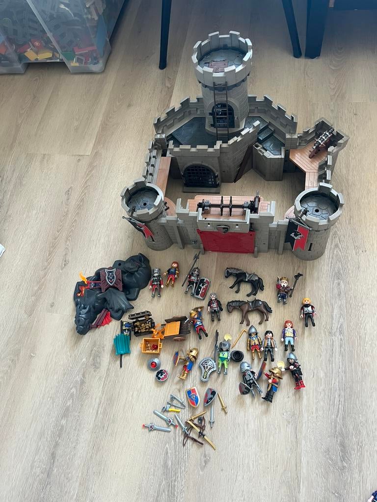 Super compleet Ridderkasteel, Kinderen en Baby's, Speelgoed | Playmobil, Ophalen, Zo goed als nieuw