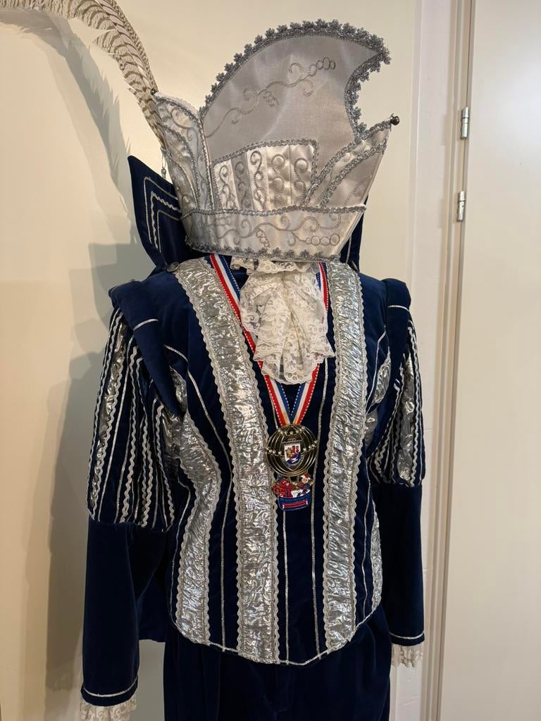 Vintage prinsenpak met steek maat s / M, Carnaval, Ophalen of Verzenden, Zo goed als nieuw, Kleding