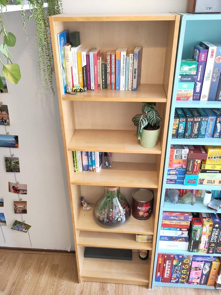 Billie Boekenkast hout, goede staat, Ophalen, Met plank(en), 200 cm of meer, 50 tot 100 cm