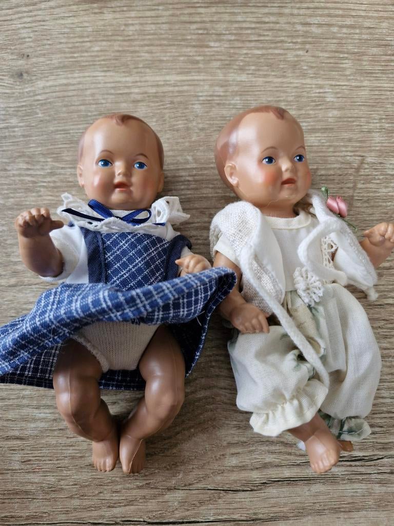 Schilpad vintage babypoppen set - 2 stuks, Ophalen of Verzenden, Gebruikt, Babypop