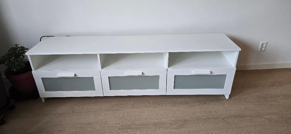 IKEA BRIMNES tv-meubel – 3 lades, Huis en Inrichting, Kasten | Televisiemeubels, Ophalen, Gebruikt, 150 tot 200 cm, Minder dan 100 cm