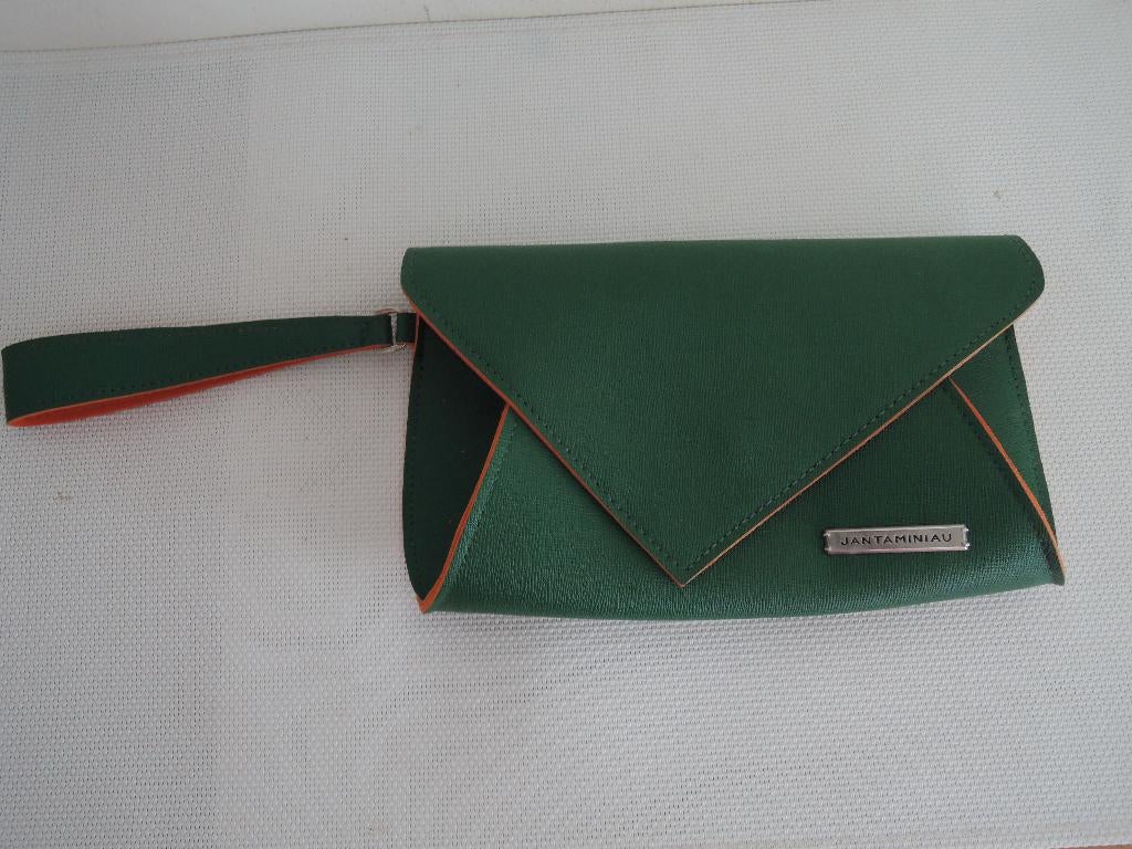 Nieuw Jan Taminiau business class etui van de KLM, Ophalen of Verzenden, Nieuw, Groen, Heer of Dame