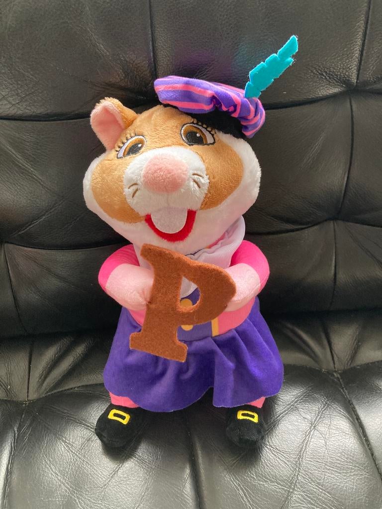 Ah hamster piet met chocolade letter, Kinderen en Baby's, Speelgoed | Knuffels en Pluche, Ophalen of Verzenden, Zo goed als nieuw