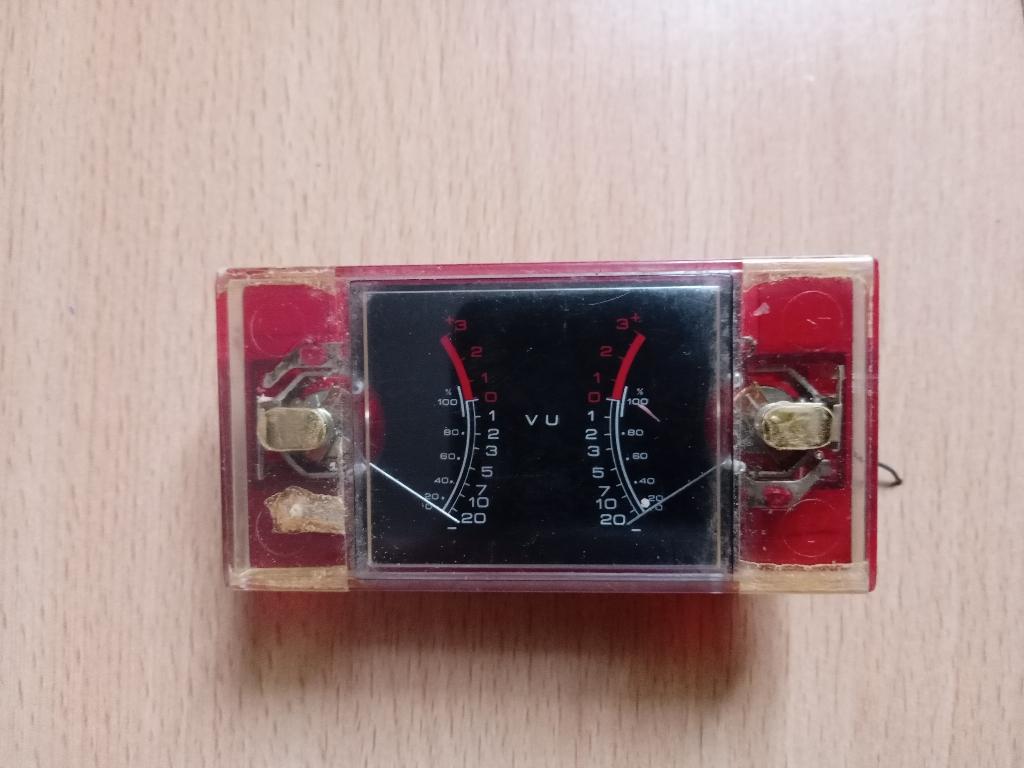 diverse merk meters vu / db / signal / tuning, Verzenden, Zo goed als nieuw