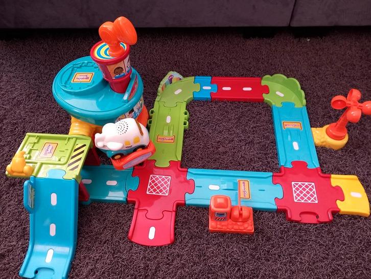 VTech Toet  Auto's Vliegveld & extra weg, Kinderen en Baby's, Speelgoed | Vtech, Gebruikt, 2 tot 4 jaar, Ophalen