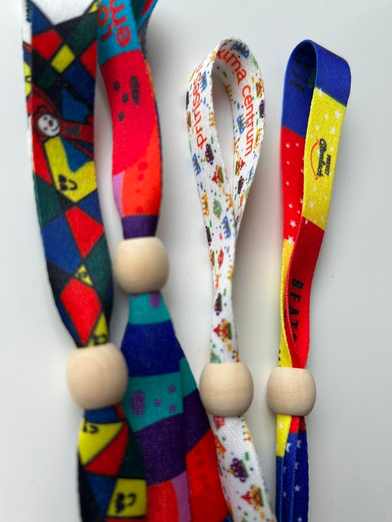 4 armbandjes handgemaakt, Ophalen of Verzenden, Nieuw