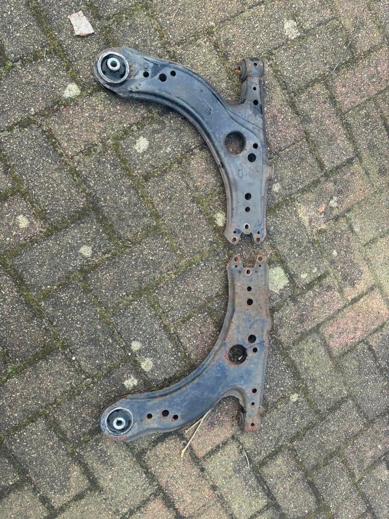 Draagarm vw bora/Golf4, Ophalen of Verzenden