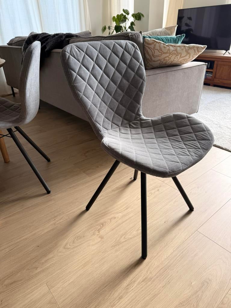 Kwantum eetkamerstoelen lichtgrijs 4 stuks, Huis en Inrichting, Ophalen, Gebruikt, Vier, Stof