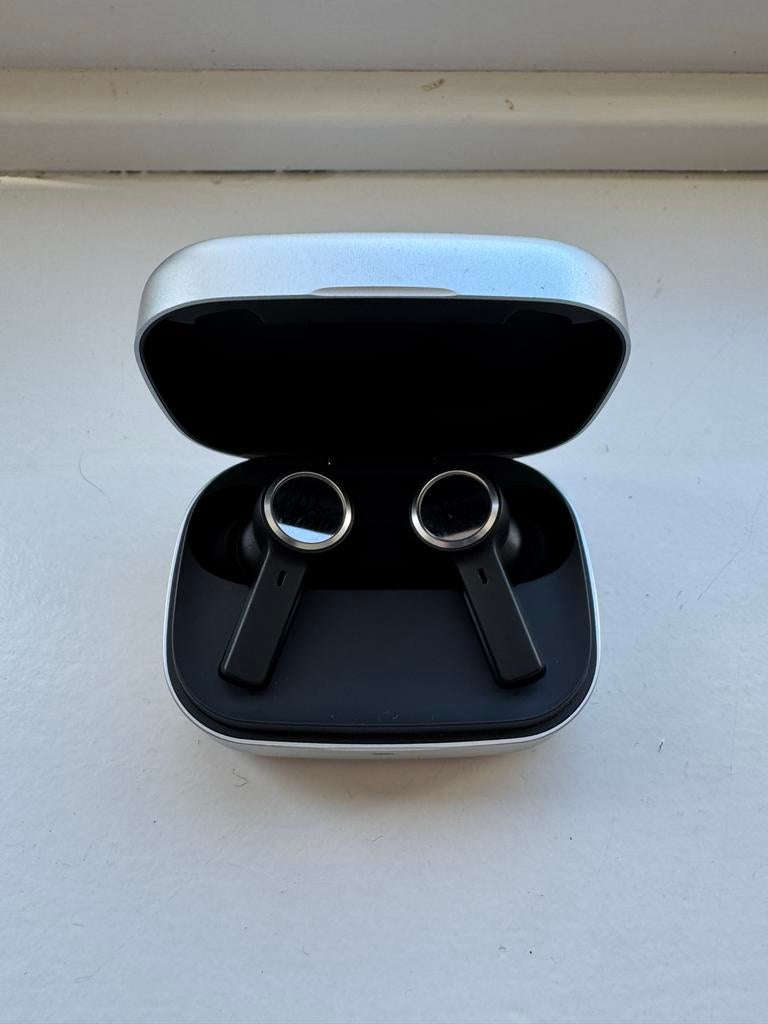 Bang & Olufsen Beoplay Eleven oordopjes, Ophalen, Zo goed als nieuw, Overige merken, Draadloos