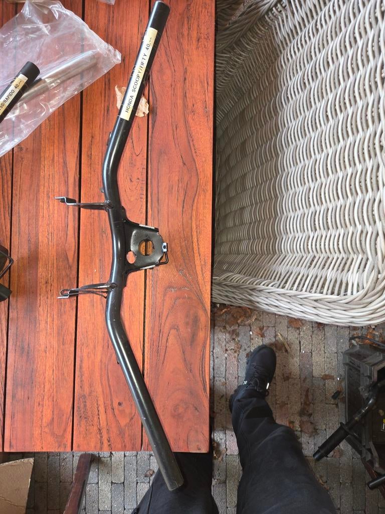 Nieuw stuur Honda Scoopy, Fietsen en Brommers, Ophalen of Verzenden