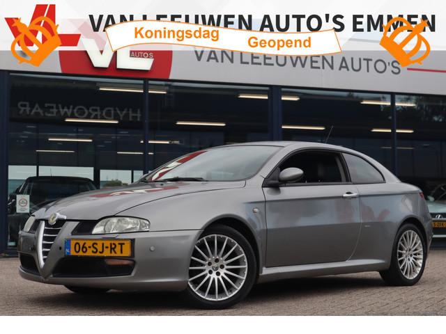 Alfa Romeo GT 2.0 JTS Distinctive Selespeed, Auto's, Alfa Romeo, Gebruikt, 4 cilinders, Navigatiesysteem, 400 kg
