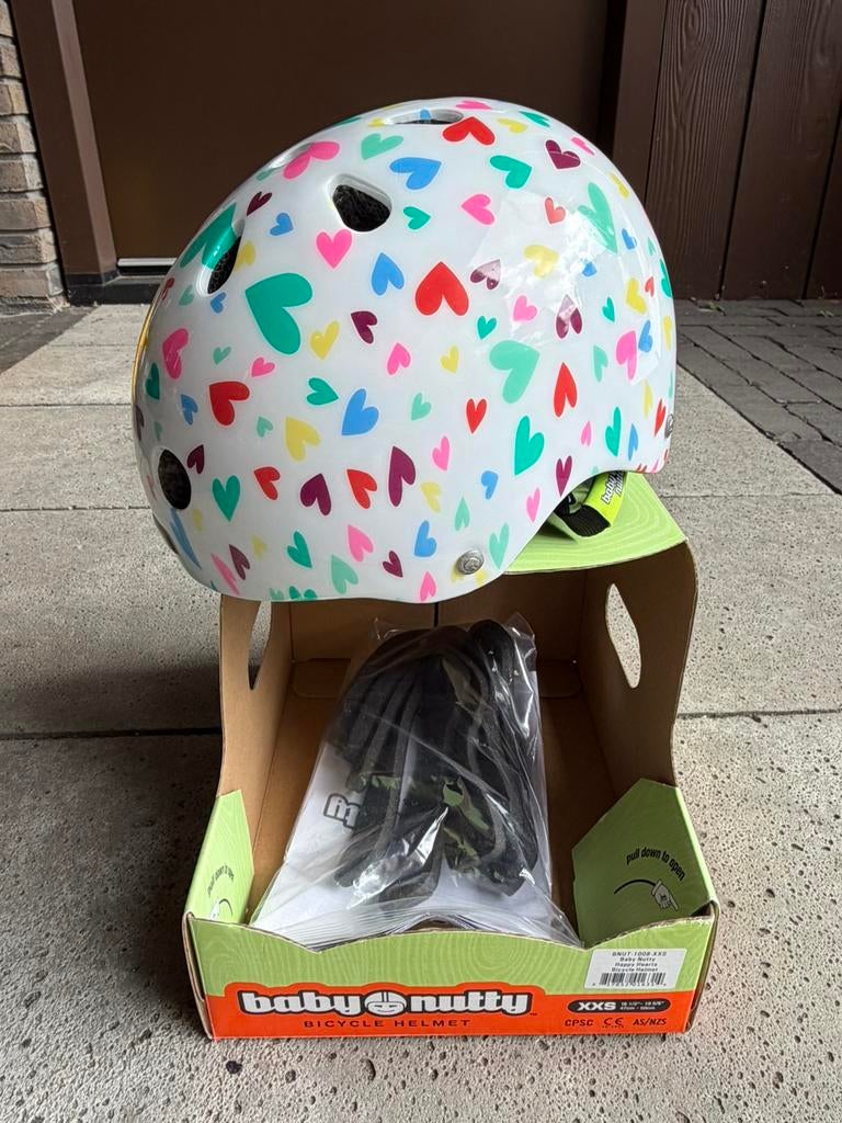 Baby Nutty hartjes fietshelm xxs, Fietsen en Brommers, Fietsaccessoires | Fietshelmen, Ophalen of Verzenden, Zo goed als nieuw