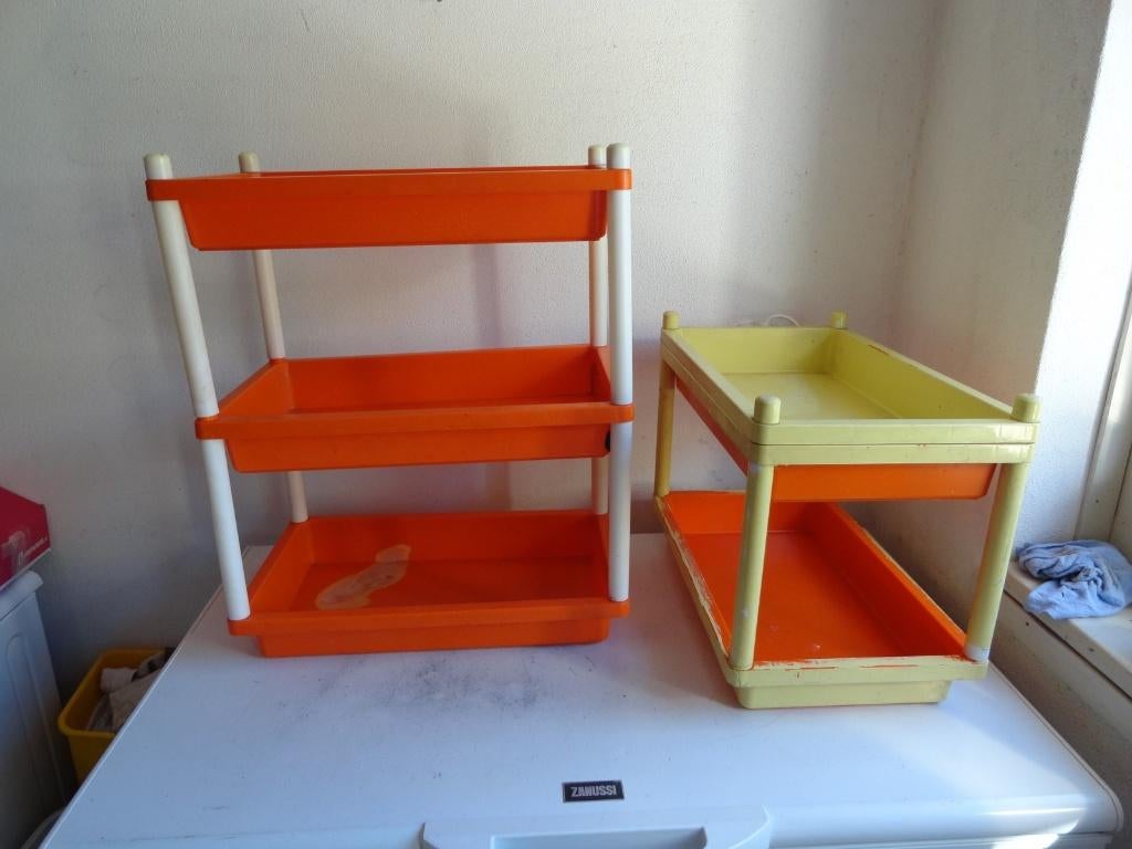 Opbergsysteem, ladenkastje, opbergbakken oranje jaren 60, Antiek en Kunst, Curiosa en Brocante, Ophalen of Verzenden
