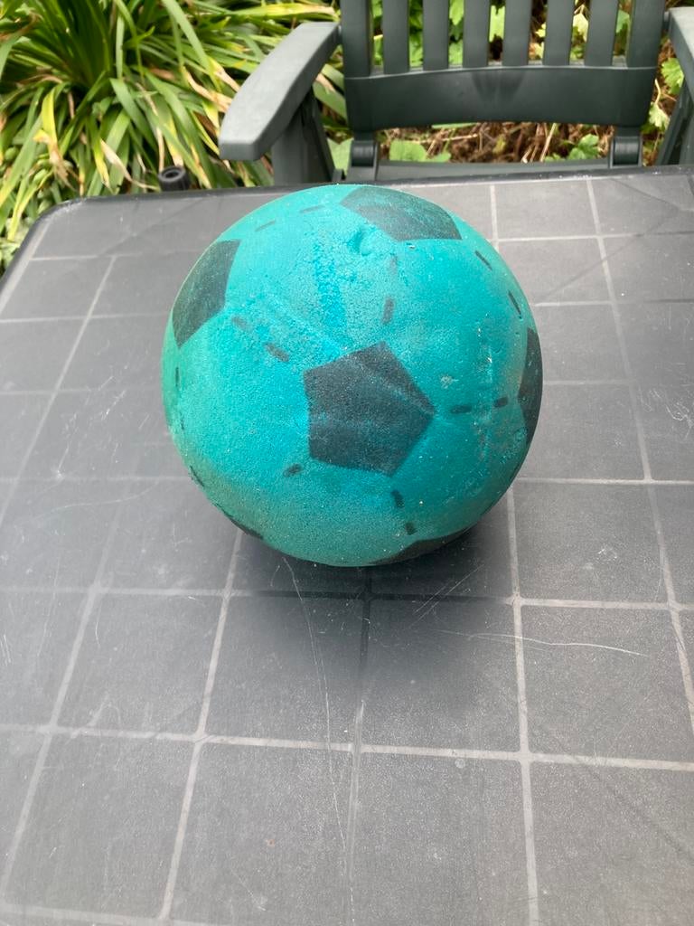2 schuimrubber ballen, Ophalen, Gebruikt