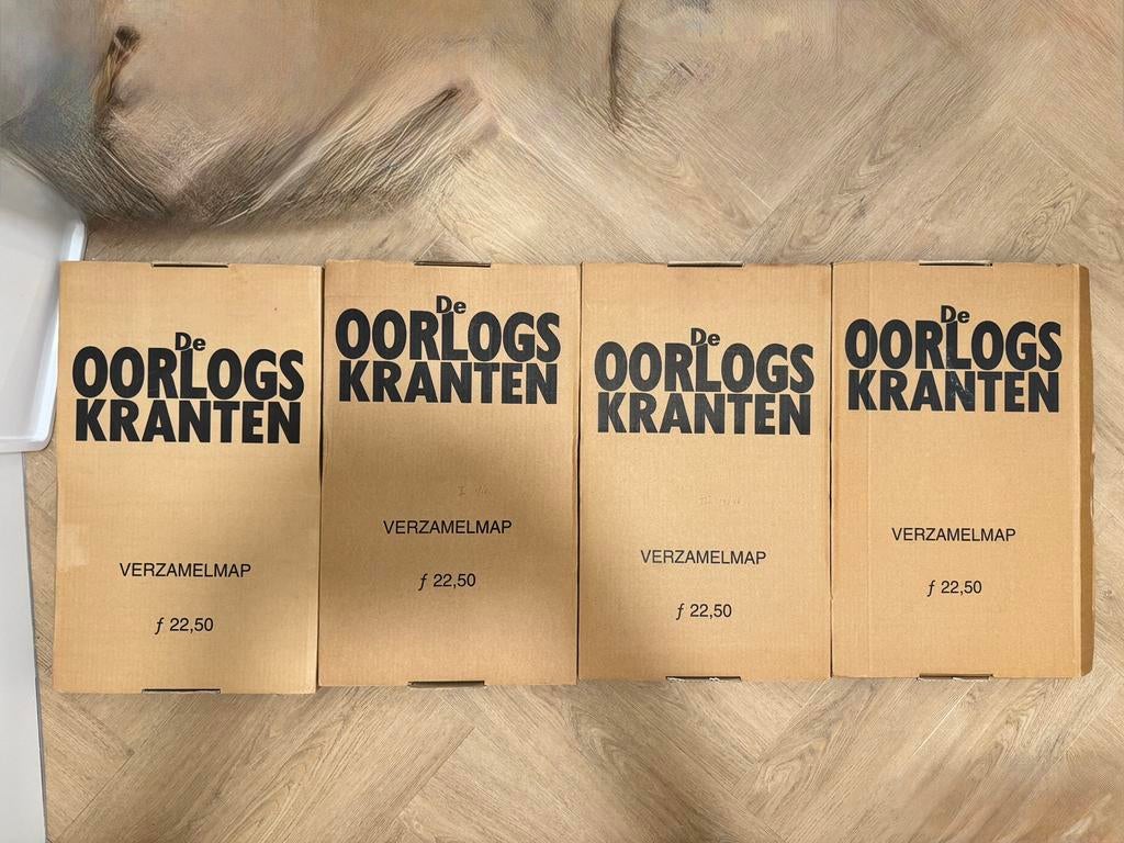 Oorlogskranten 4 complete series in mappen.  1940/1945., Verzamelen, Ophalen of Verzenden