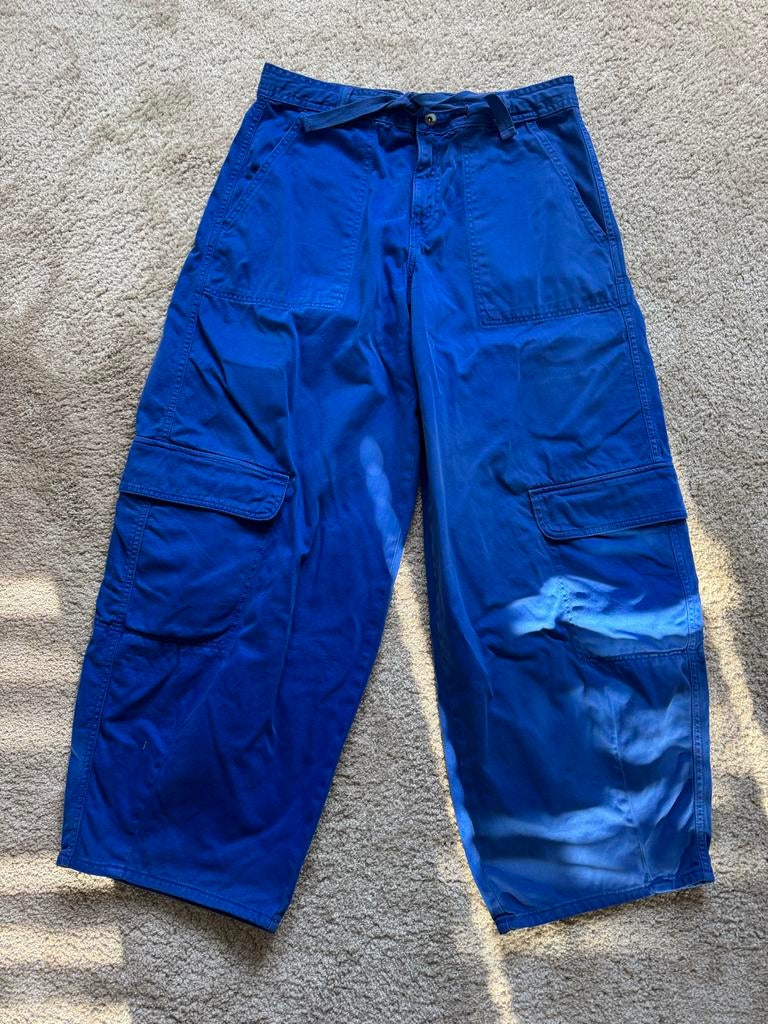 Zara Cargo Broek Maat 36 (S) - Nieuw, Valt Ruim, Kleding | Dames, Broeken en Pantalons, Blauw, Nieuw, Ophalen of Verzenden, Maat 36 (S)