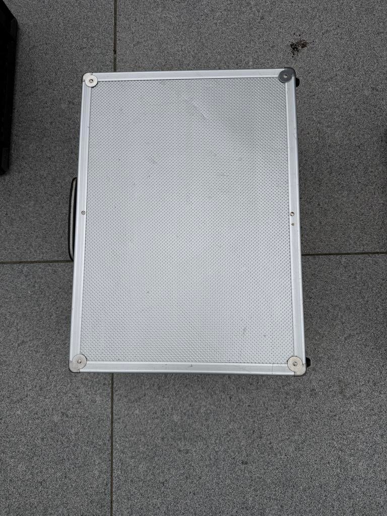 Aluminium koffer - Gereedschapskoffer/Opbergkoffer 2X, Gebruikt, 50 tot 60 cm, Slot, Ophalen of Verzenden
