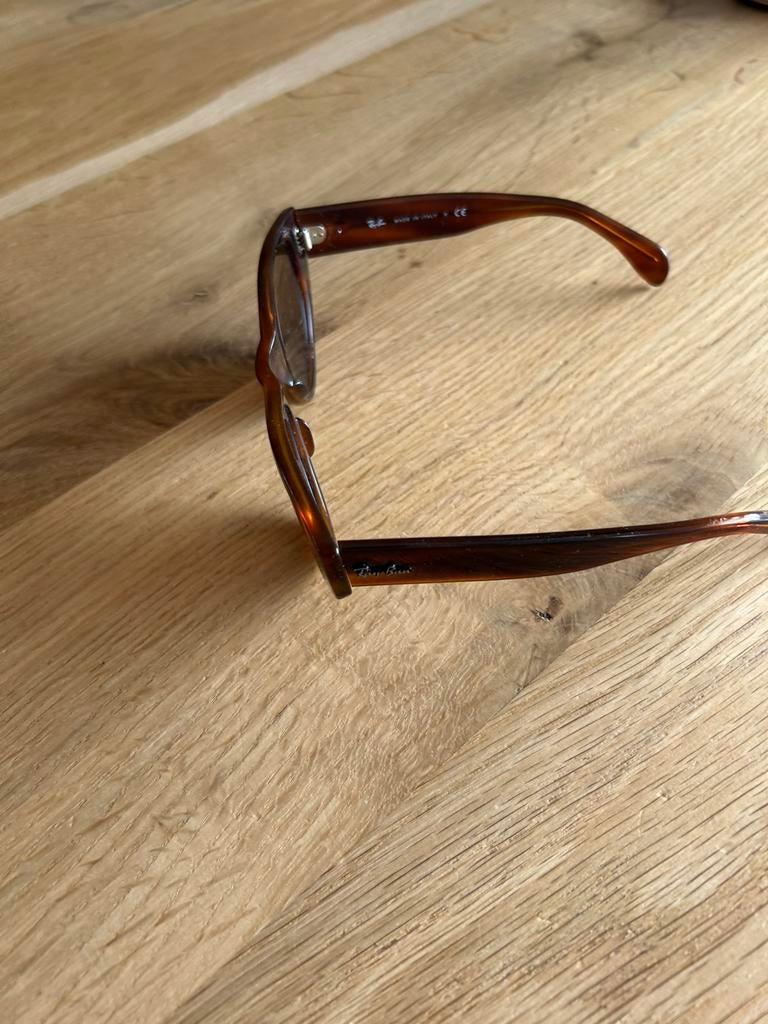 Dames ray ban, Sieraden, Tassen en Uiterlijk, Zonnebrillen en Brillen | Dames, Ophalen of Verzenden, Zo goed als nieuw, Ray-Ban