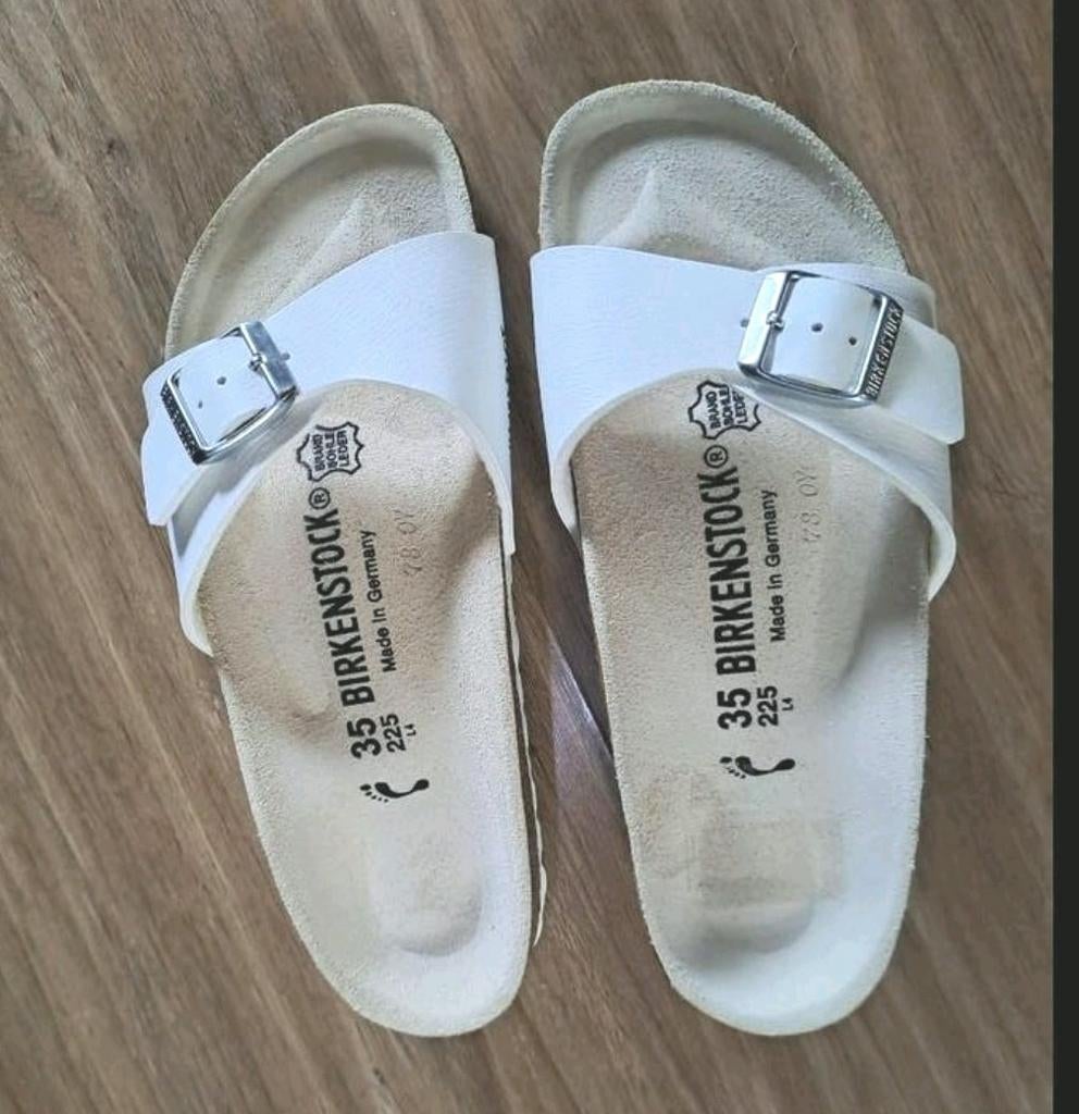 Birkenstock slippers wit maat 35 ZGAN, Slippers, Wit, Ophalen of Verzenden, Zo goed als nieuw