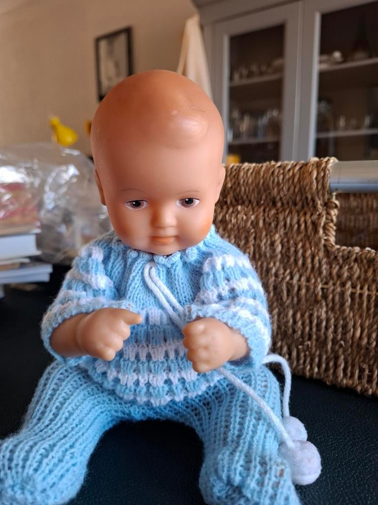 Vintage Schildpad Babypop uit 1957 - Liefdevol Gebruikt, Ophalen of Verzenden, Gebruikt, Babypop