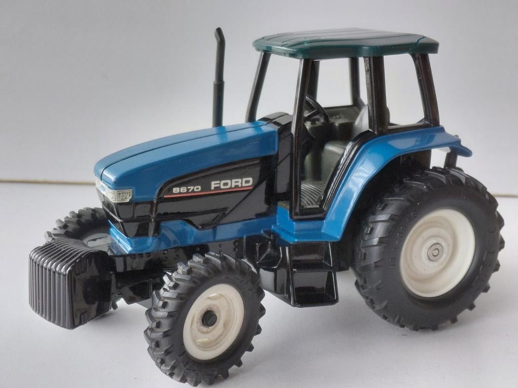 ERTL Ford 8670 tractor landbouw farmer modelauto, Ophalen of Verzenden, Gebruikt, Tractor of Landbouw, ERTL