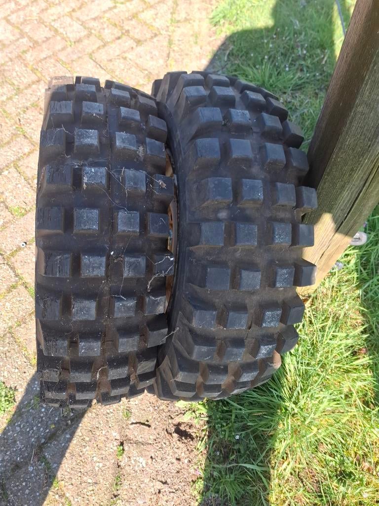 Terreinwagen banden en velgen 185/70R14, Auto-onderdelen, Banden en Velgen, Ophalen, 14 inch, Gebruikt, Banden en Velgen