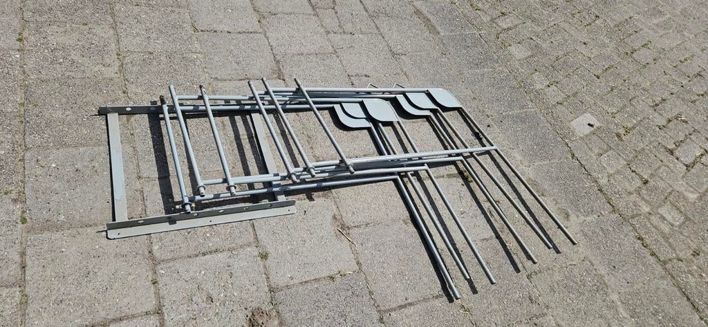 Dekenrek voor 6 paardendekens, Ophalen, Gebruikt