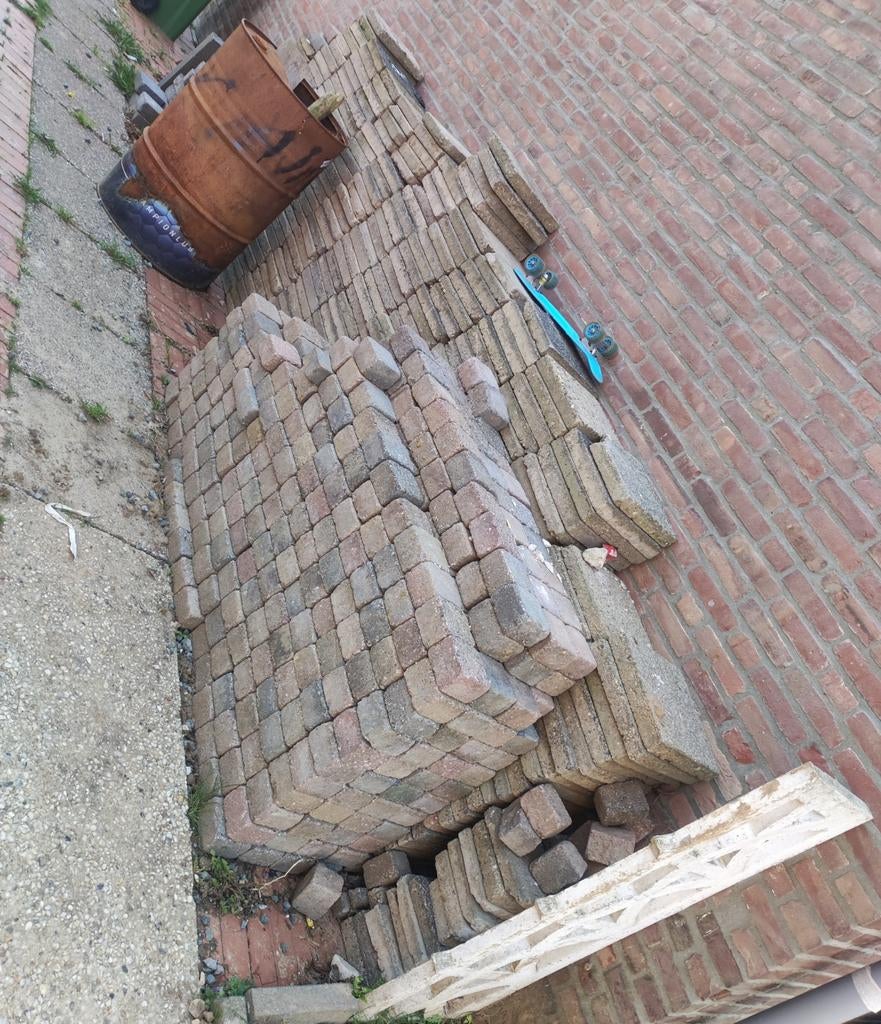 Stoeptegels en vierkante klinkertjes, Tuin en Terras, Ophalen, Gebruikt, Overige typen, 10 m² of meer
