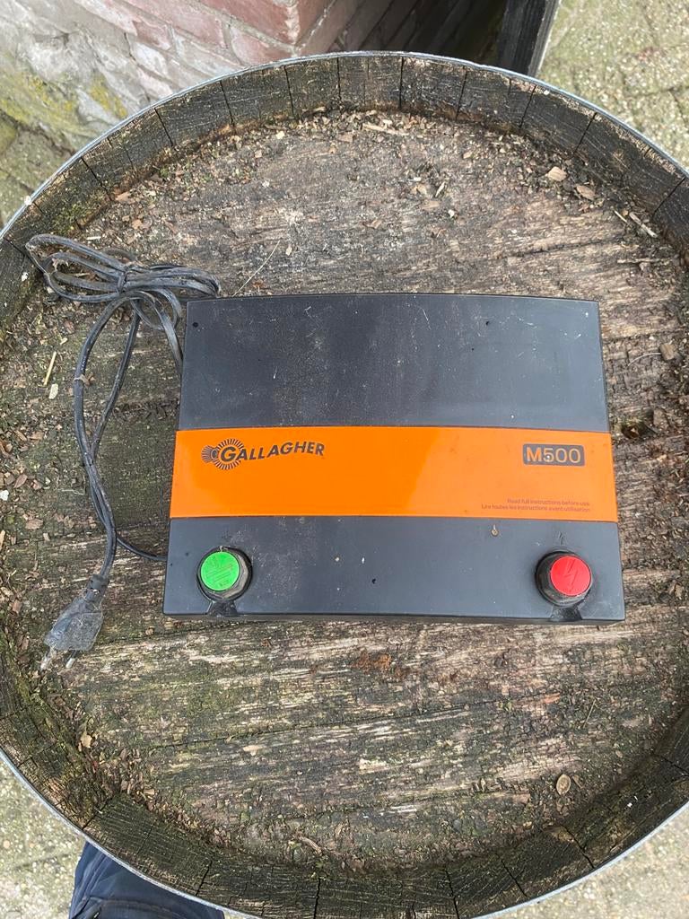 Schrikdraad apparaat Gallagher M500, Dieren en Toebehoren, Stalling en Weidegang, Weidegang, 4 paarden of pony's of meer