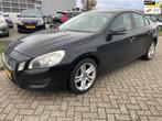 Volvo S60 1.6 T3 Kinetic Garantie, Auto's, Volvo, Voorwielaandrijving, Gebruikt, 4 cilinders, 150 pk