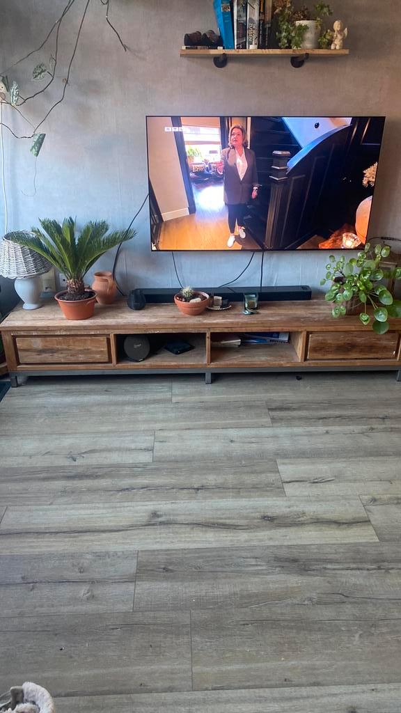 Venetie  teak tv meubel, Huis en Inrichting, Kasten | Televisiemeubels, Gebruikt, Minder dan 100 cm, 200 cm of meer, 25 tot 50 cm