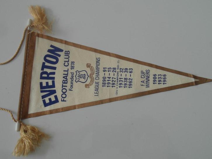 voetbal vanen 13 x everton fc verzameling vaantjes, Verzamelen, Sportartikelen en Voetbal, Gebruikt, Vaantje of Sjaal, Buitenlandse clubs