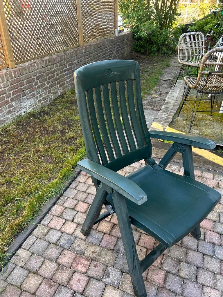 4 Groene Hartman tuinstoelen, Ophalen, Gebruikt, Kunststof, Verstelbaar