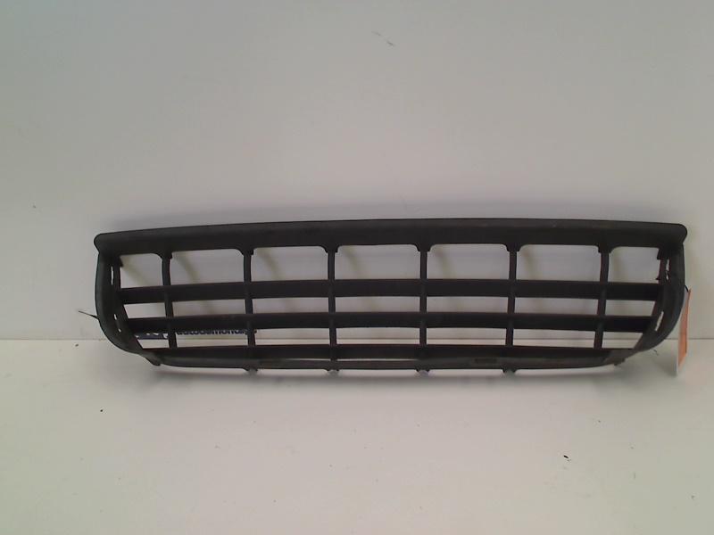 Grille ONDER Volkswagen Crafter (2011-05/2016-12), Gebruikt, Volkswagen, Volkswagen AG, Kundenbetreuung@volkswagen.de